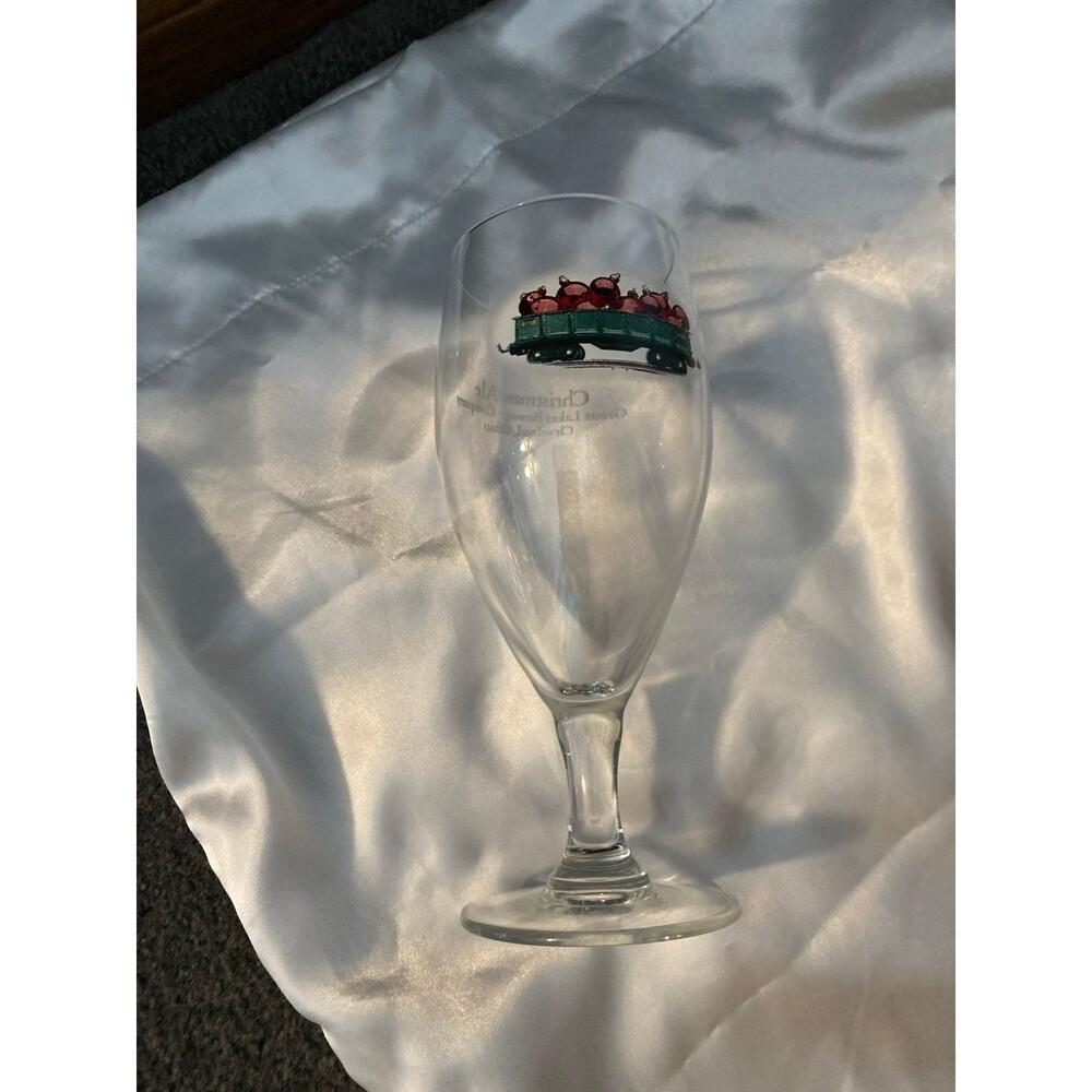 Glasses - Picture 2 of 4